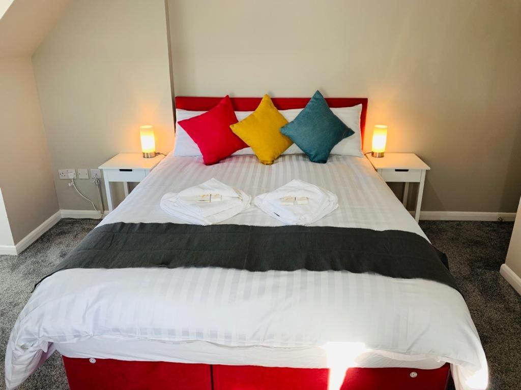 The Greenwich Rooms - Burger & Bird Bar & Restaurant Peacehaven Exteriör bild